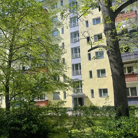 Kurfuerstendamm Quiet 1,5 Near Ludwig Kirch Platz Berlino